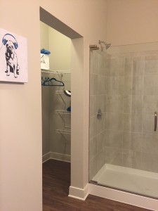 Nicely appointed bathroom in studio layout at The Lincoln Apartments